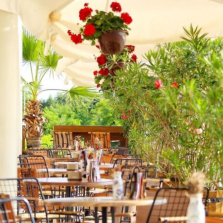 Luxury Versailles Apartments Center Opera ブルガス エクステリア 写真