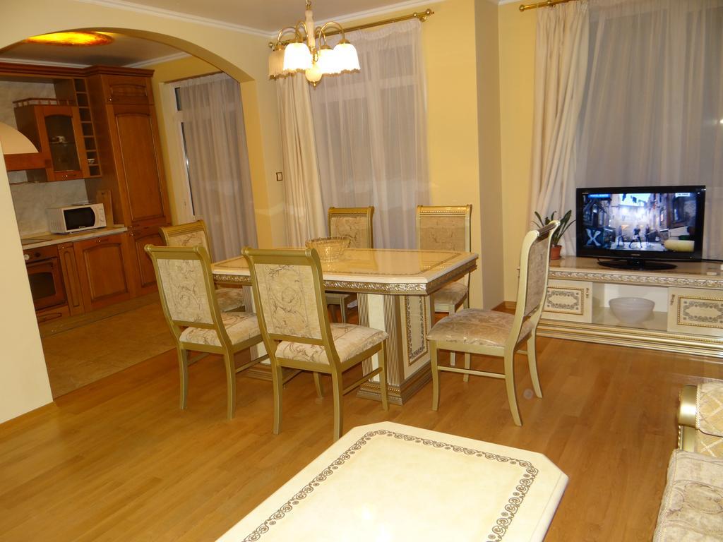 Luxury Versailles Apartments Center Opera ブルガス エクステリア 写真