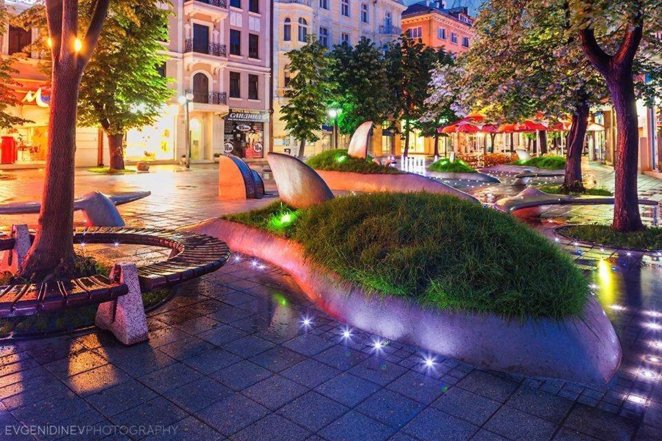 Luxury Versailles Apartments Center Opera ブルガス エクステリア 写真